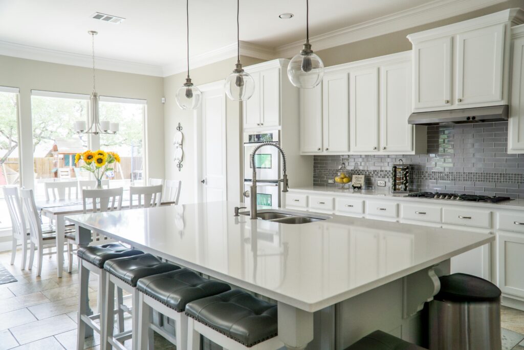 Full Kitchen Island​